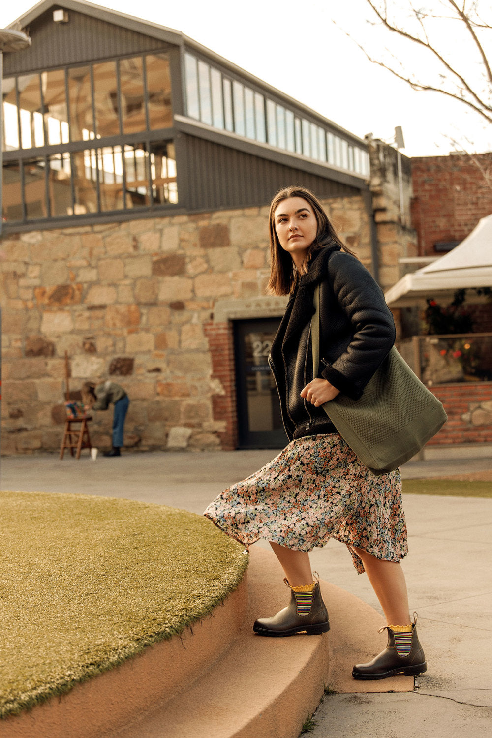 Women's Originals #1409 - Image 10