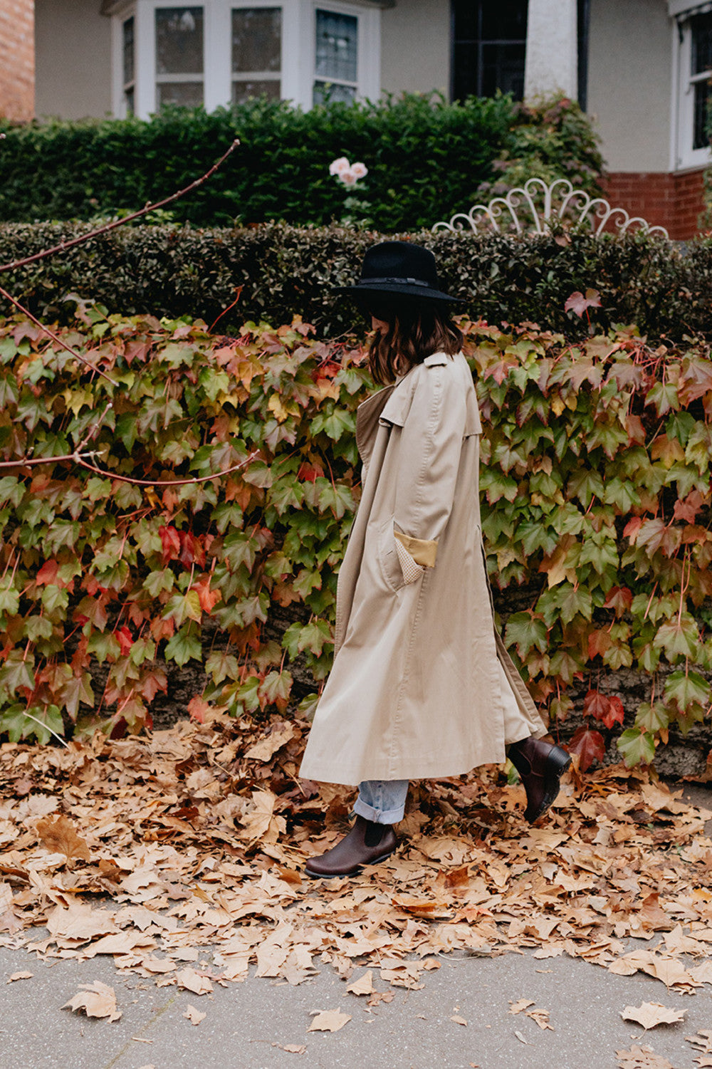 Women's Series #2060 - Image 6